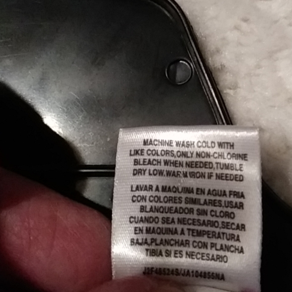 Sweater - Picture 4 of 4